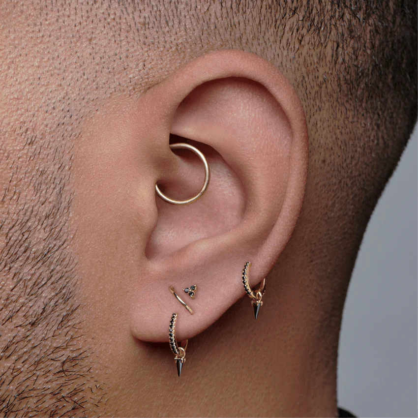 Black Diamond Trinity Threaded Stud Earring With Titanium Backing - Image 15