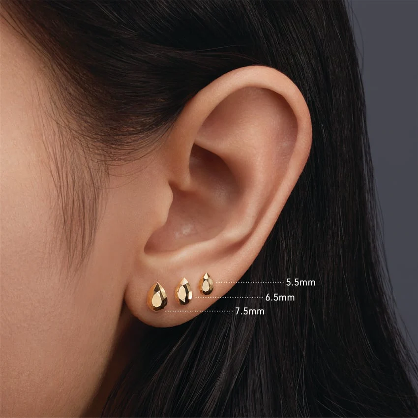Faceted Gold Pear Threaded Stud Earring - Image 17