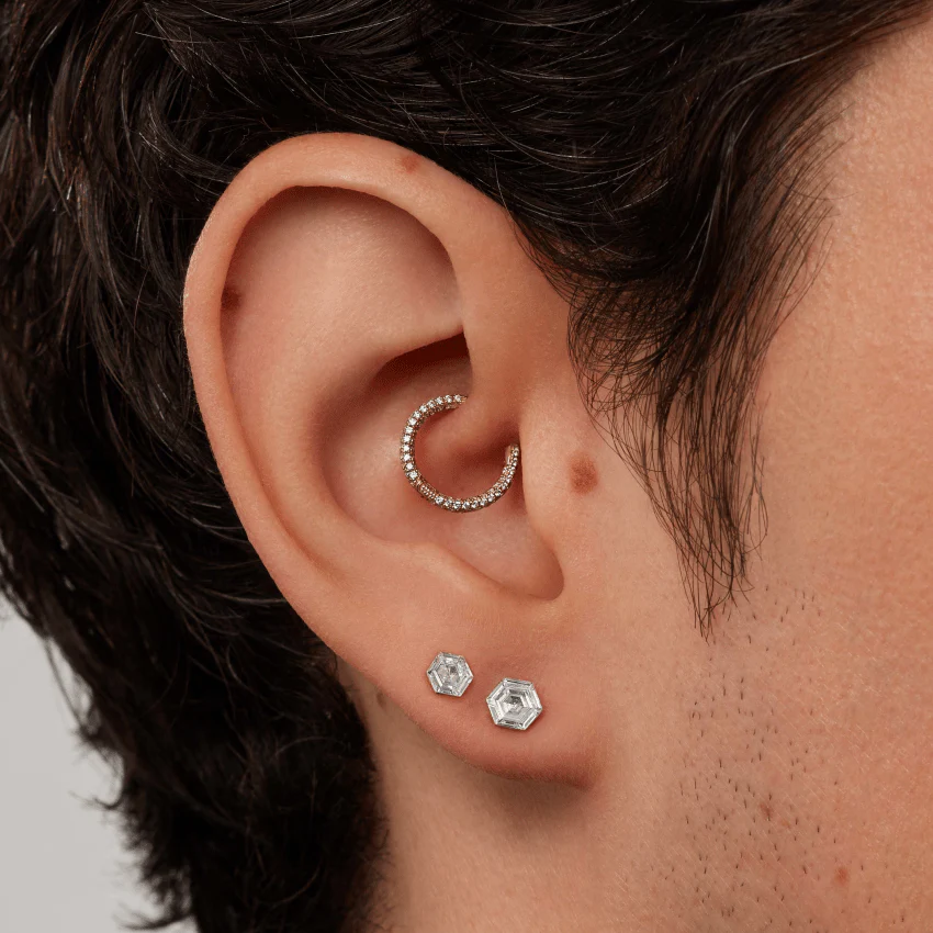 Invisible Set Hexagon Diamond Stud Earring - Image 16