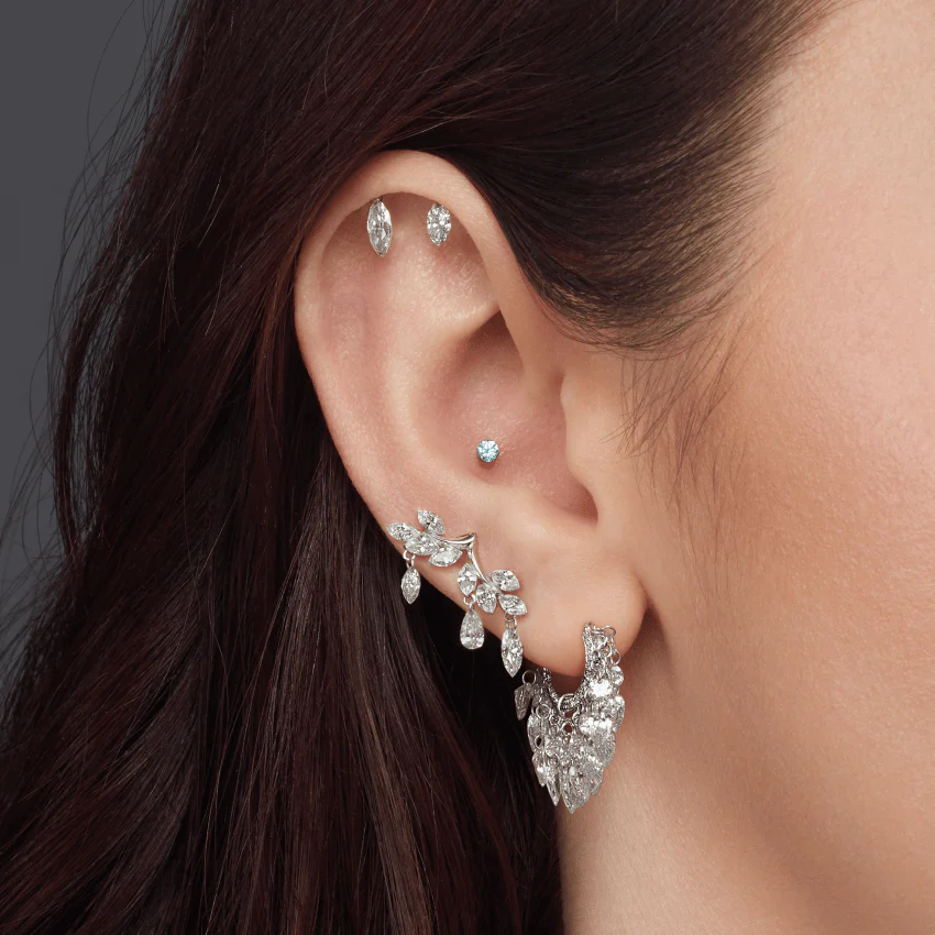 Invisible Set Light Blue Diamond Threaded Stud Earring - Image 12