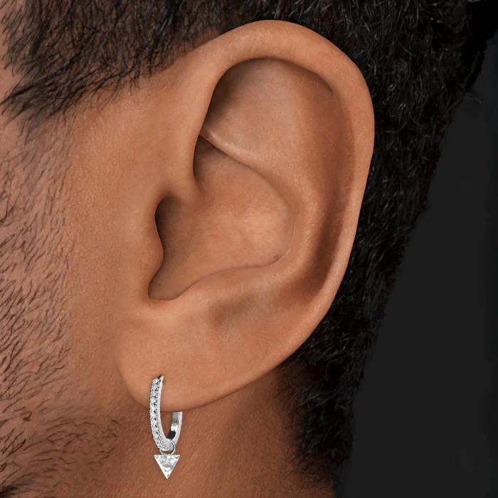 Invisible Set Triangle Diamond Charm - Image 4