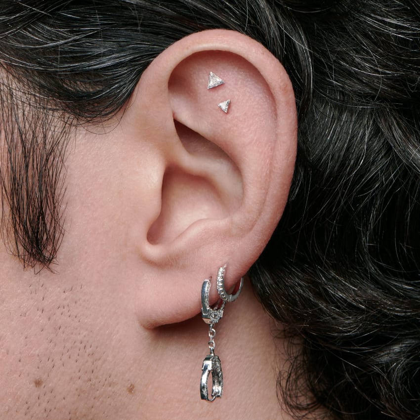 Invisible Set Triangle Diamond Threaded Stud Earring - Image 8