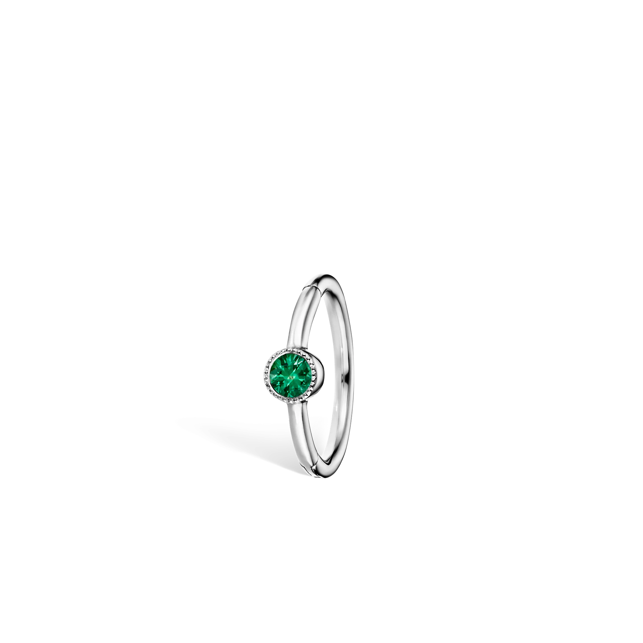 Scallop Set Emerald Hoop Earring - Image 12