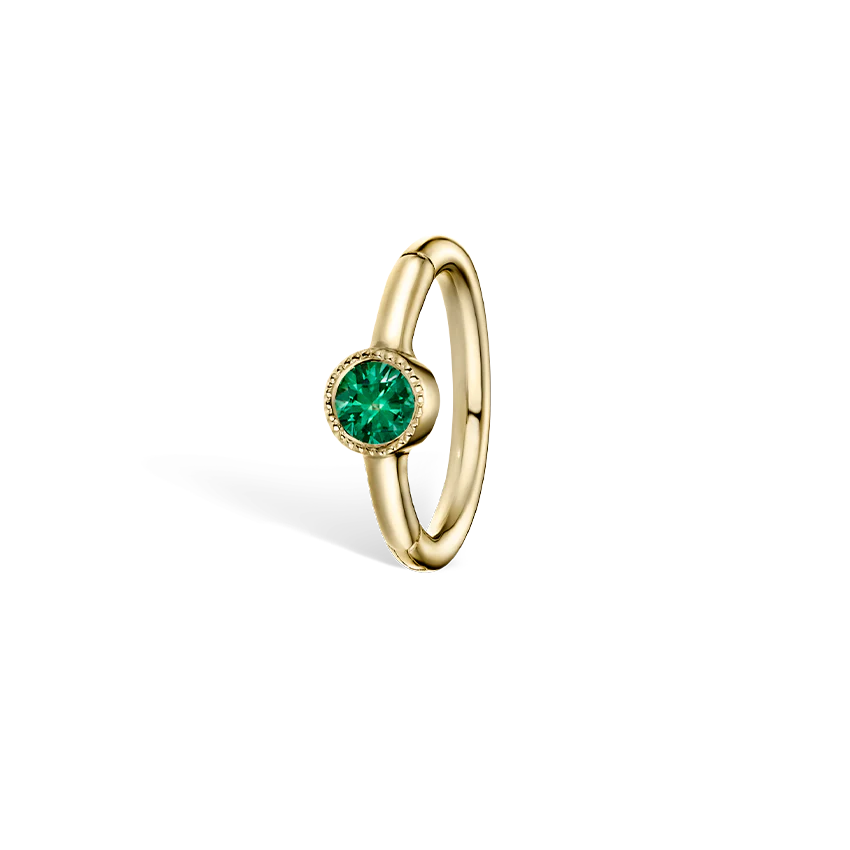Scallop Set Emerald Hoop Earring - Image 6