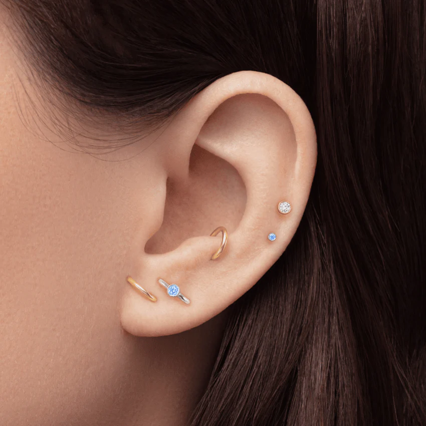 Scallop Set Light Blue Diamond Threaded Stud Earring With Titanium Backing - Image 3