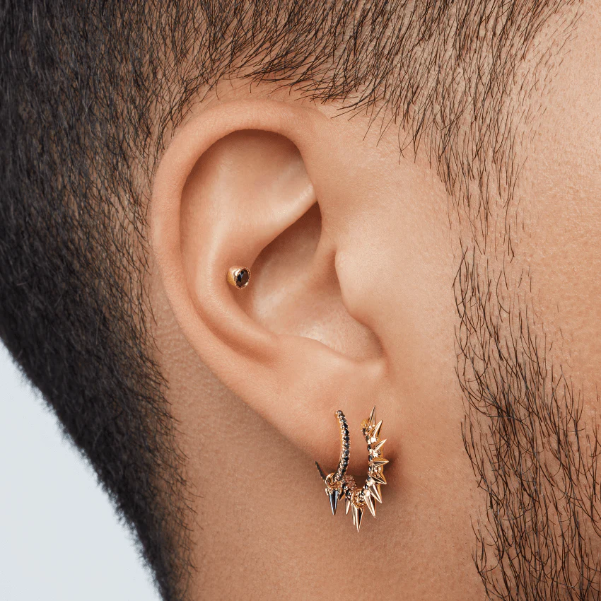 Scalloped Set Black Diamond Threaded Stud Earring - Image 11