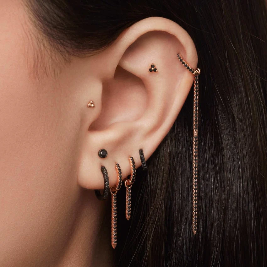 Scalloped Set Black Diamond Threaded Stud Earring - Image 27