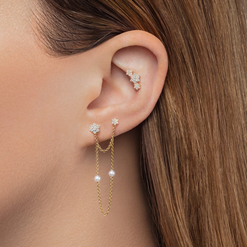 Three Flower Garland Diamond Threaded Stud Earring - Image 5